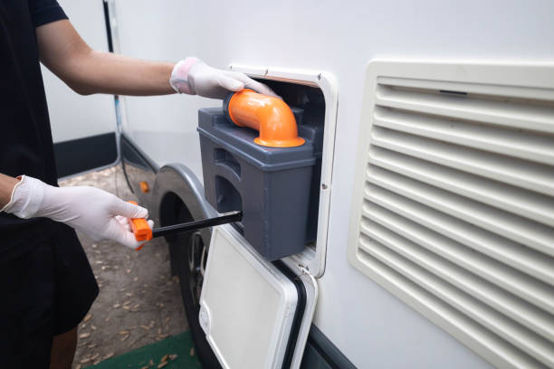 Best Luxury portable toilet rental  in Donald, OR